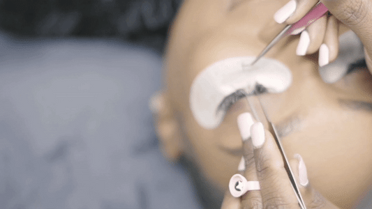eyelash extensions and training and gif